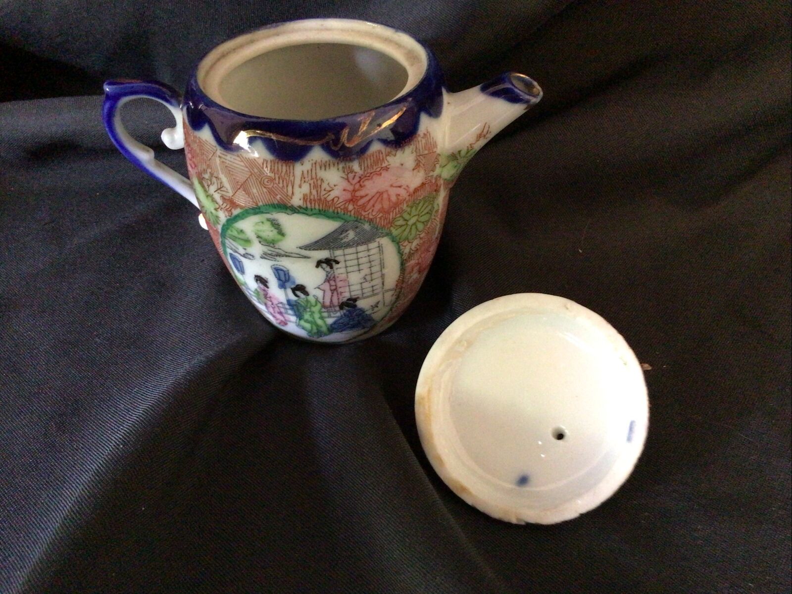 Teapot Collectors Small Ceramic Vintage 7cm Japanese Style - (8377)