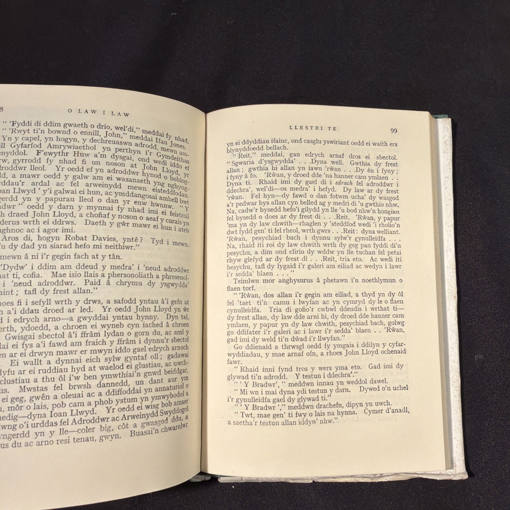 O Law I Law, T Rowland Hughes - Welsh Language book - (1868)