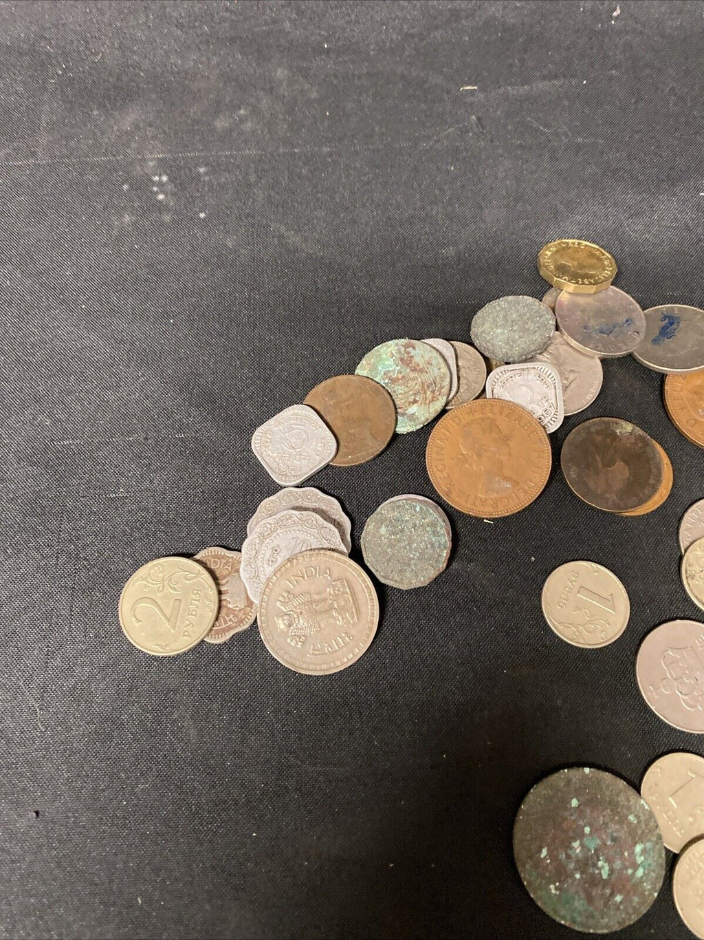 40 x Foreign + UK old Coins assorted Krone Franc Threepence- (5486)