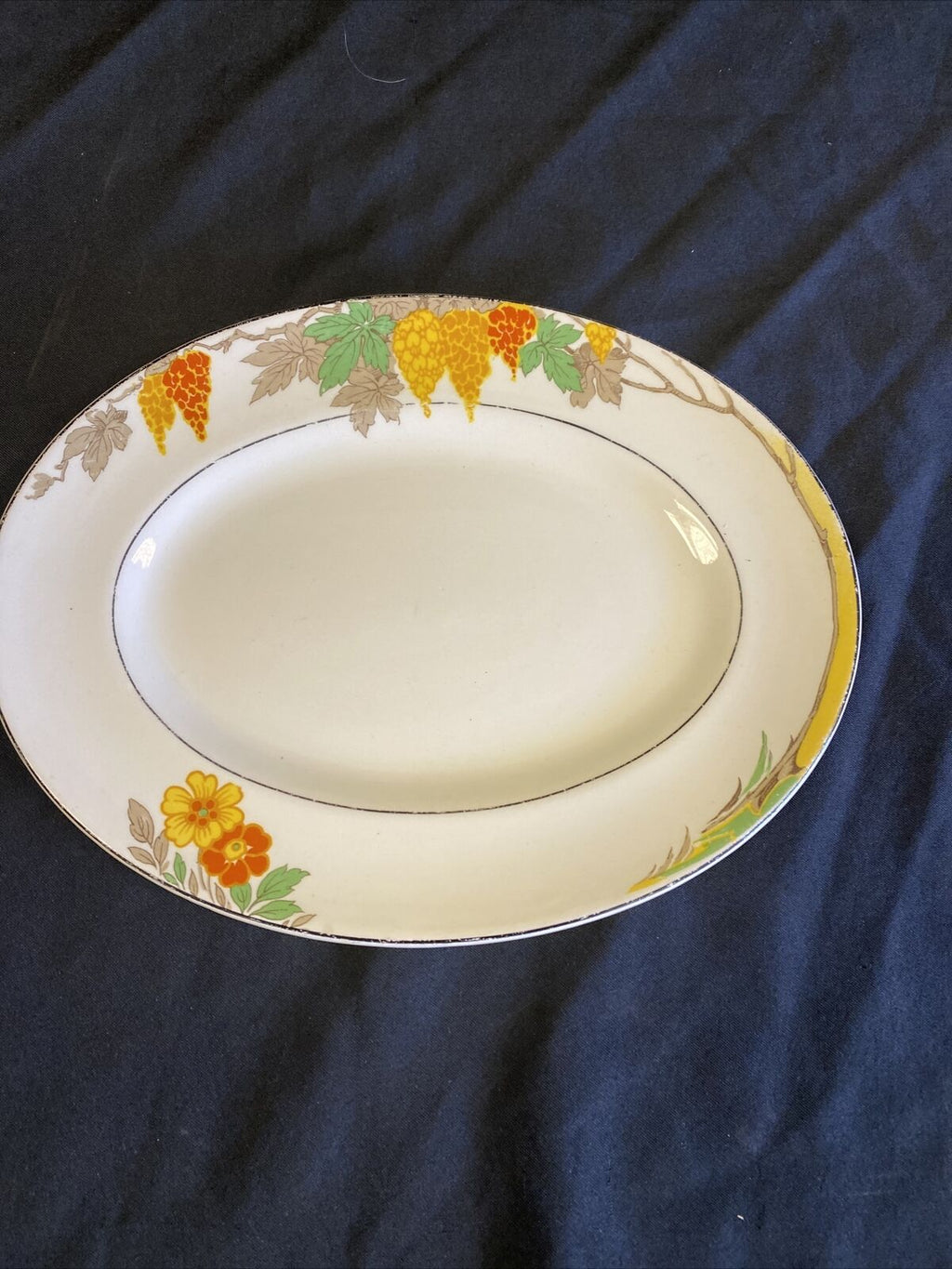 MYOTT Vary rare Art Deco Oval Plate 26cm across with a superb design - (7567)