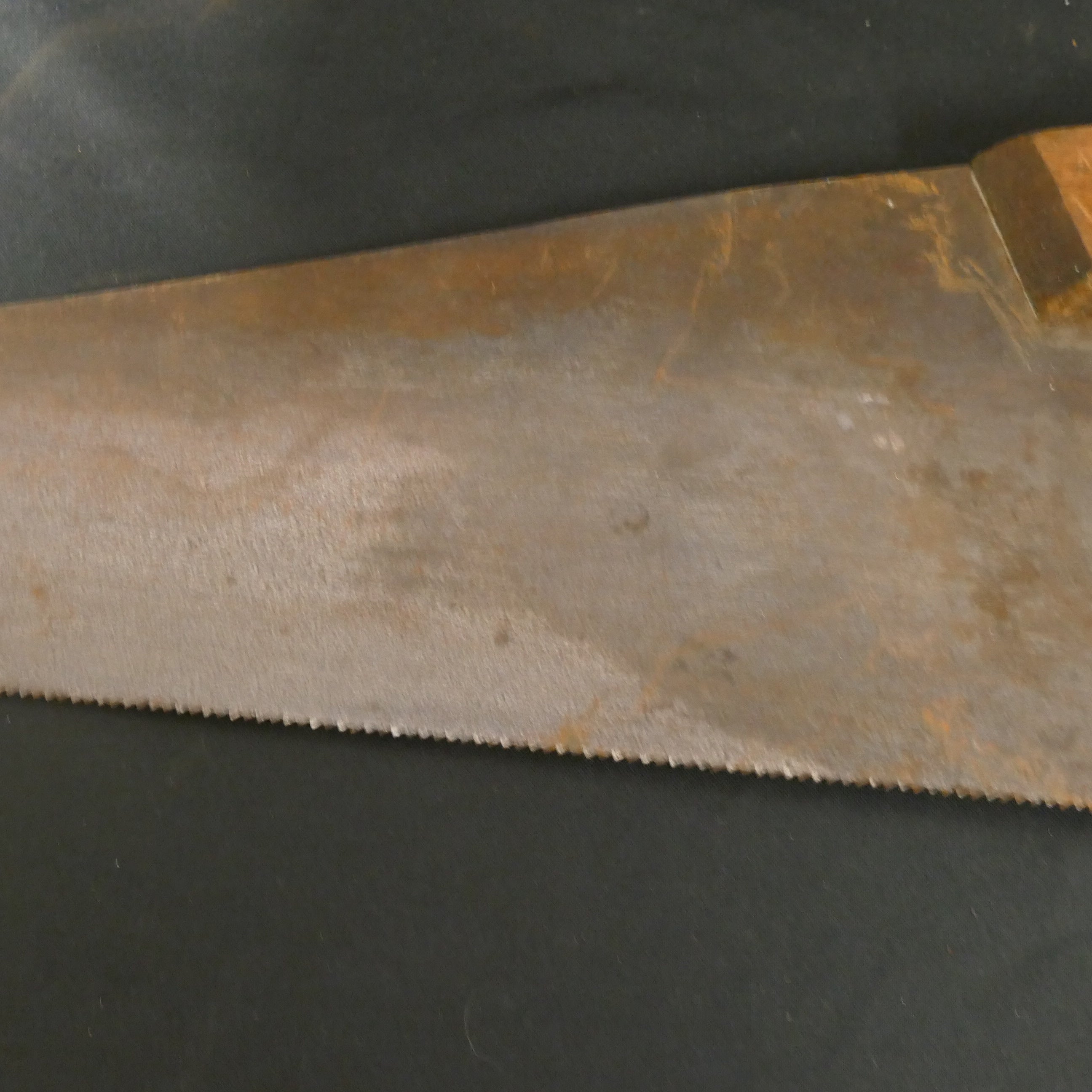 Antique Disston Canada saw 63cm with metal Blade Carpenters - (9299)