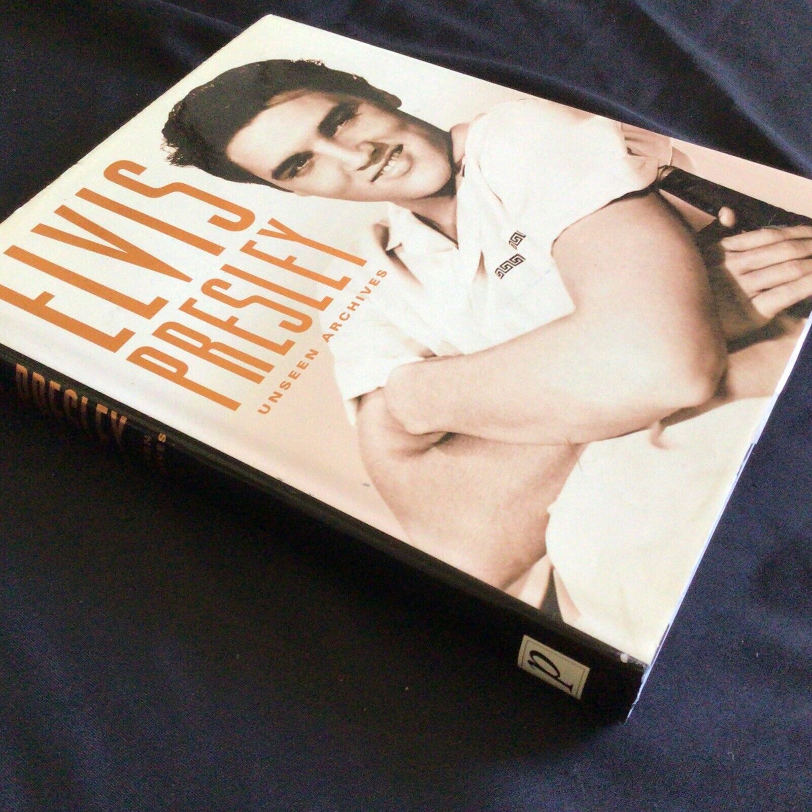 Elvis Presley Unseen Archives - Large Hardback collectors book - (9748)