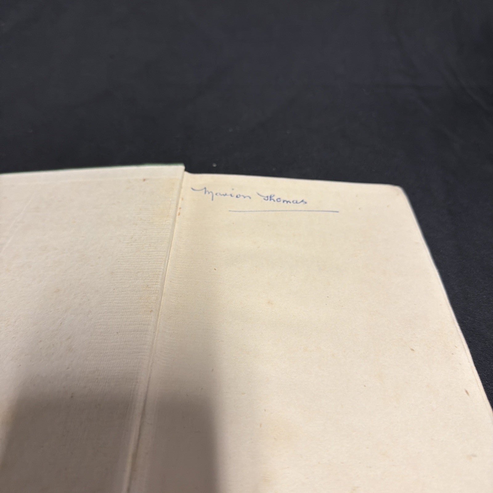 O Law I Law, T Rowland Hughes - Welsh Language book - (1906)
