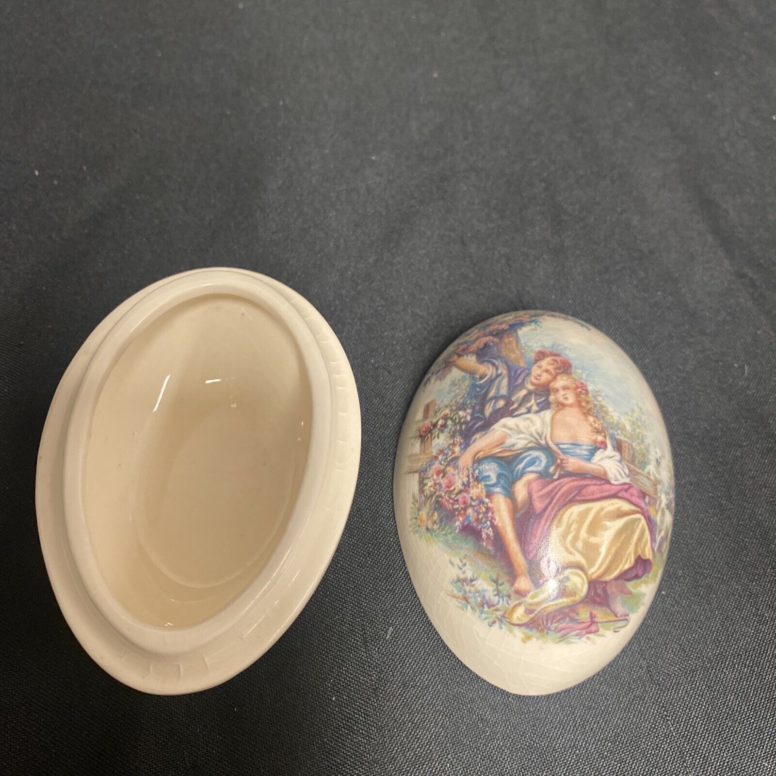 Trinket Box EGG - England China Egg Renaissance Design - (9207)