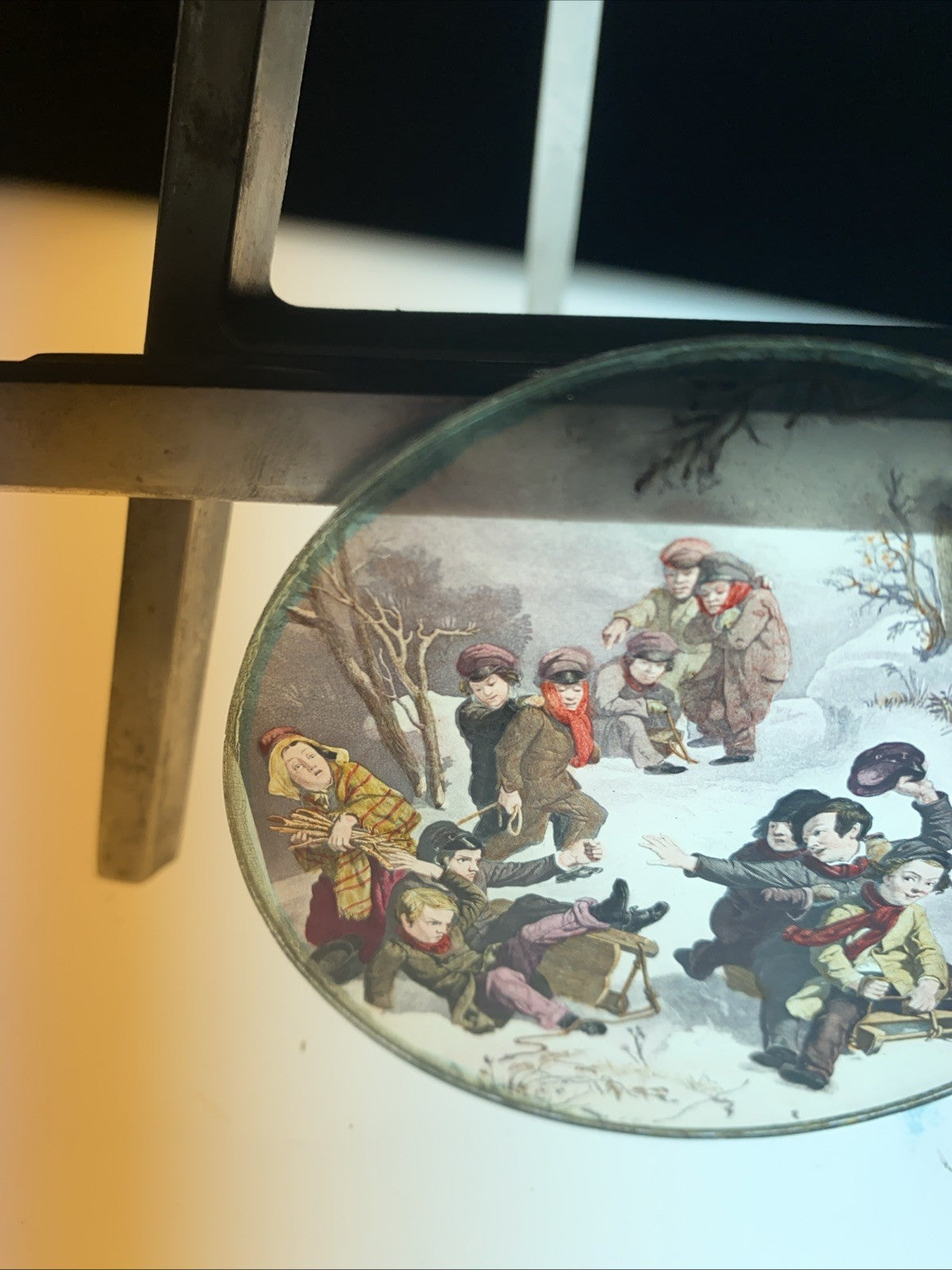 Magic Lantern Victorian Glass Round Handpainted Slide Children Sledgeing (1167)