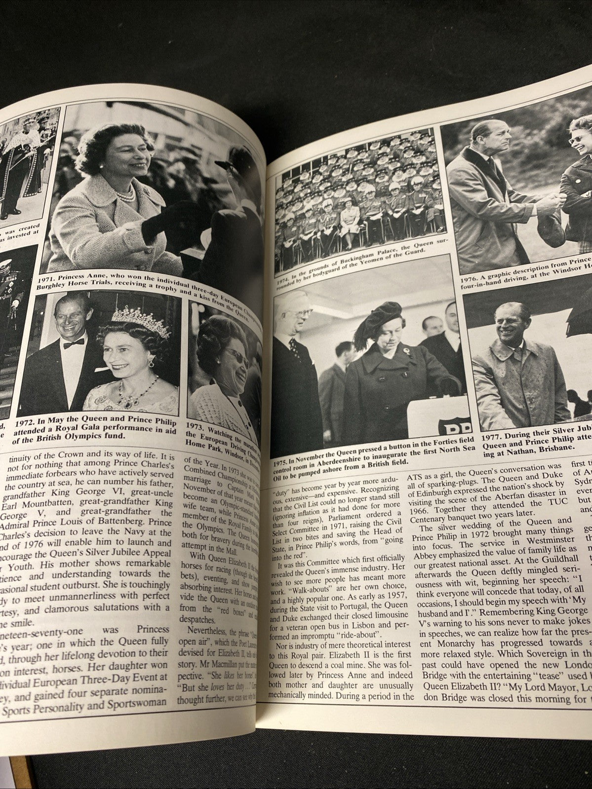 Official Souvenier Programme Silver Jubilee 1977 H.R.H.The Queen - (1691)