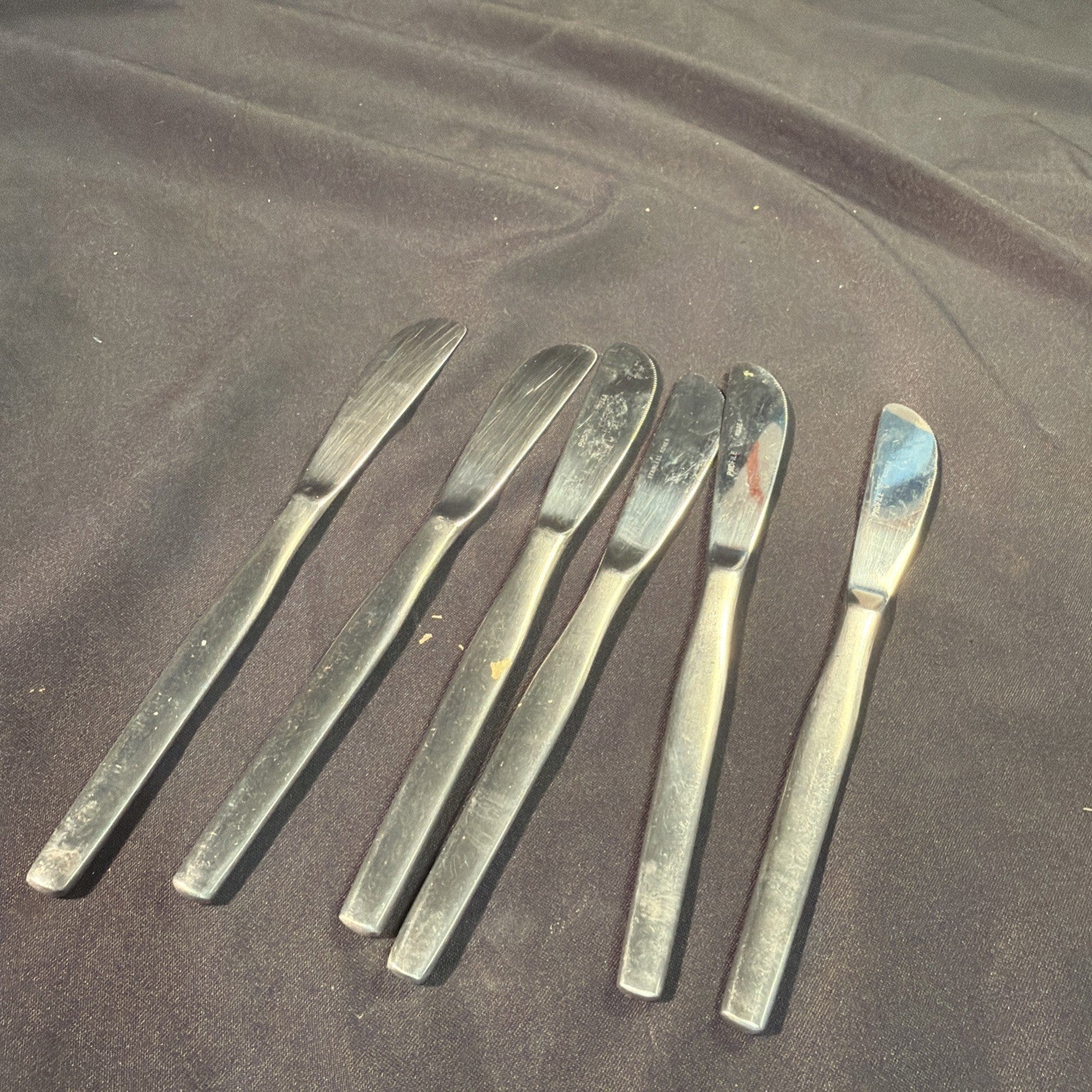Vintage Viners Profile Korea Cutlery Dinner Knives x 6 - (2030)