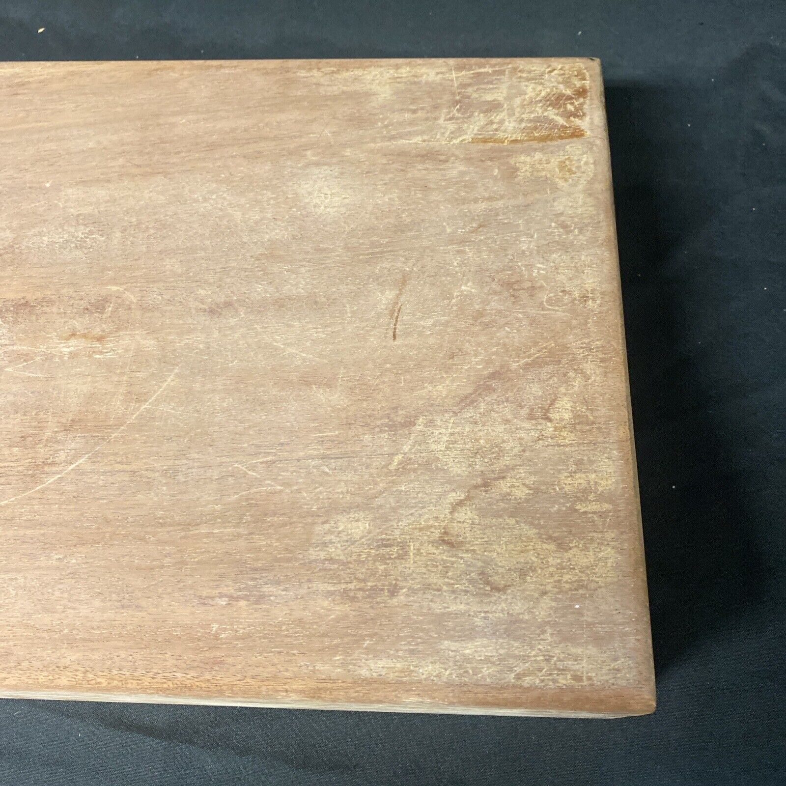 Genito Urinary MFG Co Ltd London England Wooden Case Empty (8912)