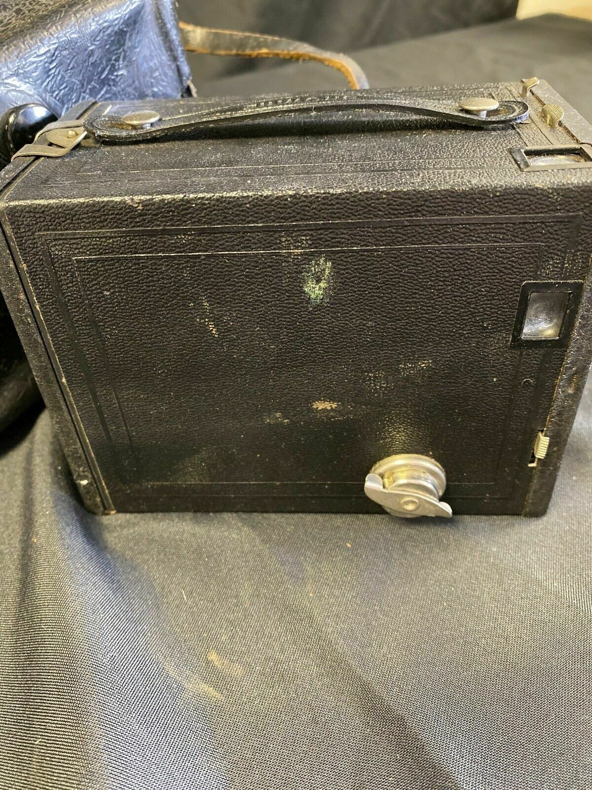 Kodak Brownie No 2 Camera with case in original condition - (7132)