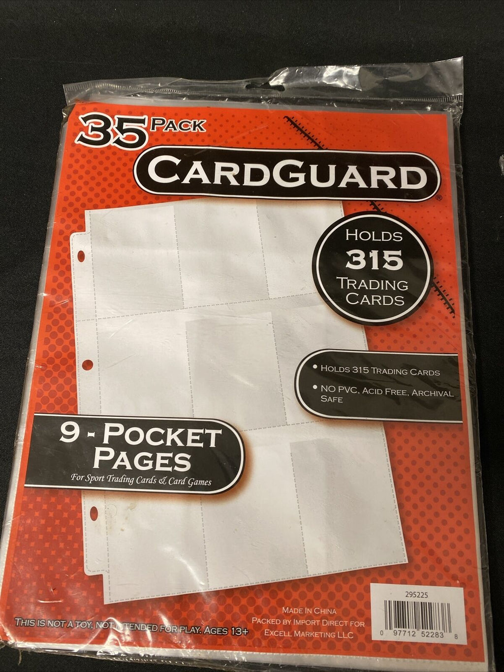 CardGuard 9-POCKET TRADING CARD A4  RINGBINDER x 67 SLEEVES (603 slots)  -(5050)