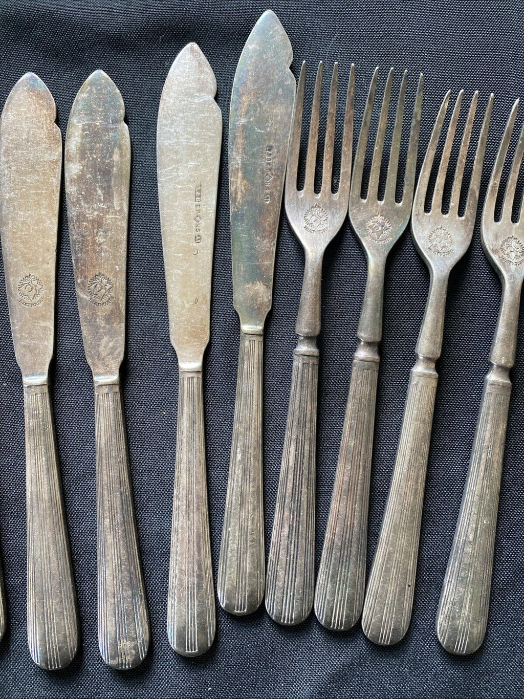 Elkington Silver Plate England - 15 x cutlery National Trust Stamp (5915)