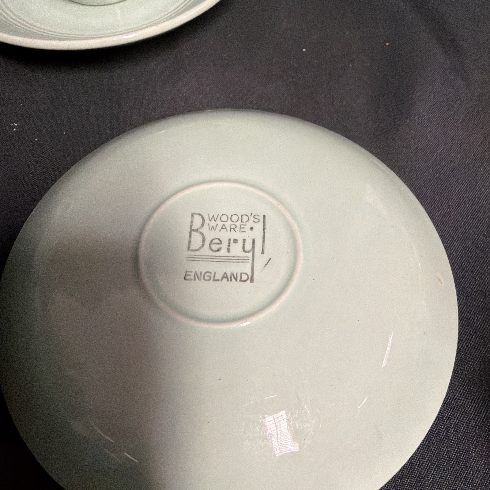 Wood's Ware Beryl Utility Green 1940's Ceramic Tea Cup & saucer x 4 - (1918) 