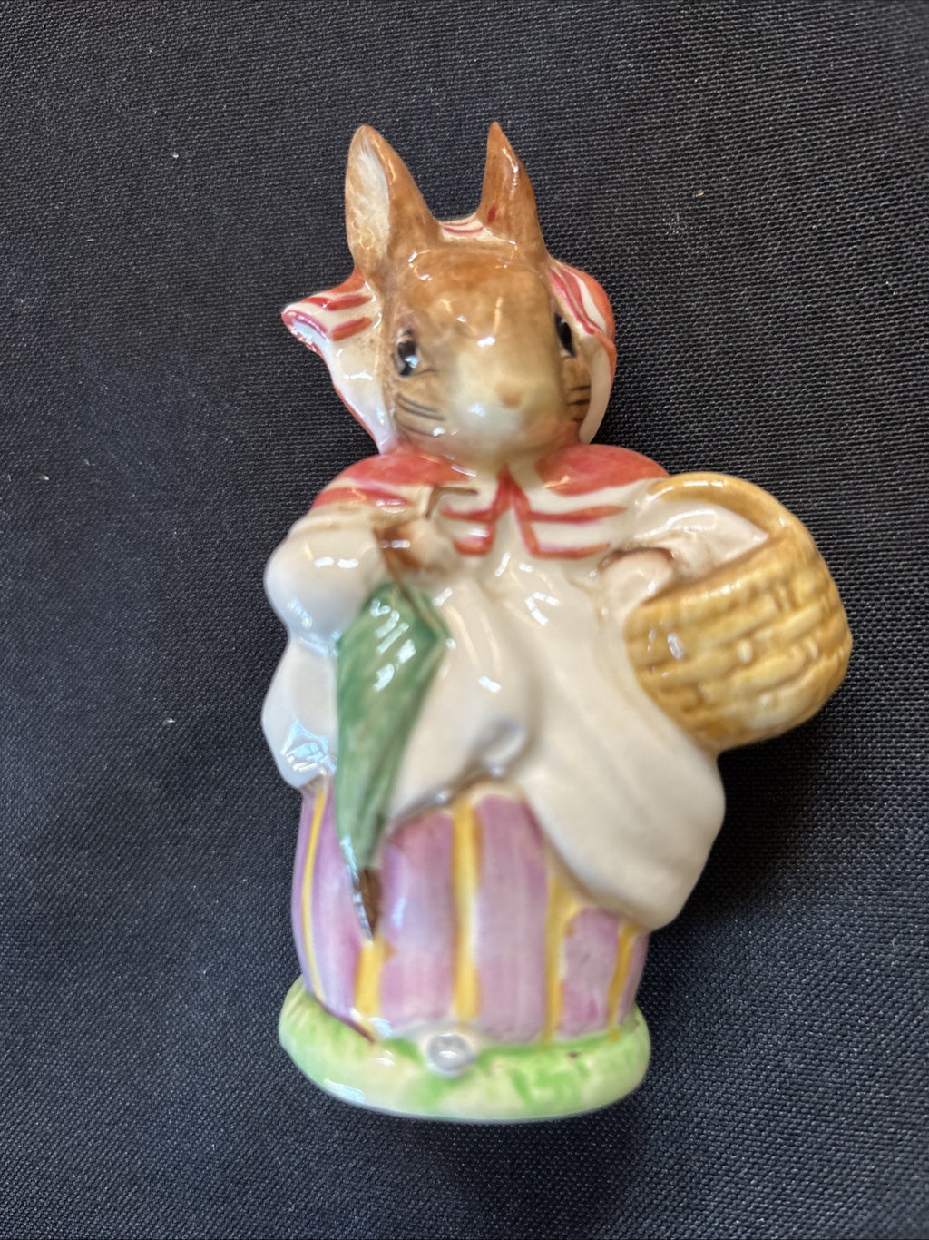 Beswick Beatrix Potter MRS RABBIT ceramic 1951 figure F.Warne & co - 5615