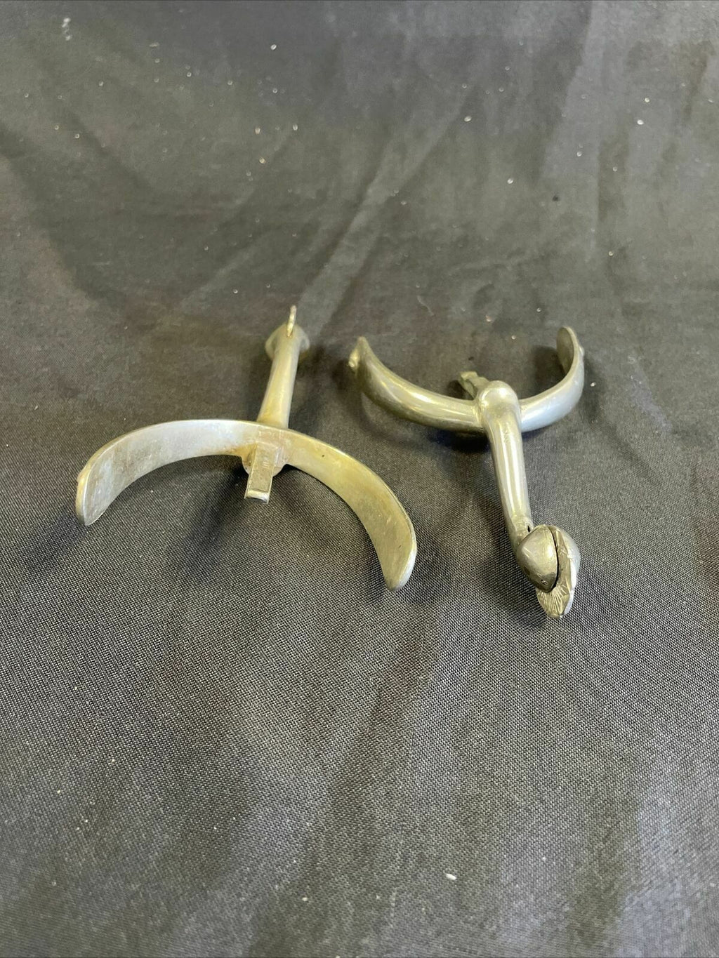Antique Box Horse Spurs Pair Swan Neck Star on Spur late 1800 early 1900 - (8274