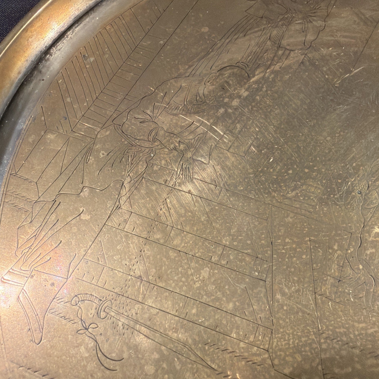 Chinese 1920's Heavy Brass Plate - 4 men fighting one with cut wrist & bleeding. - (2065)