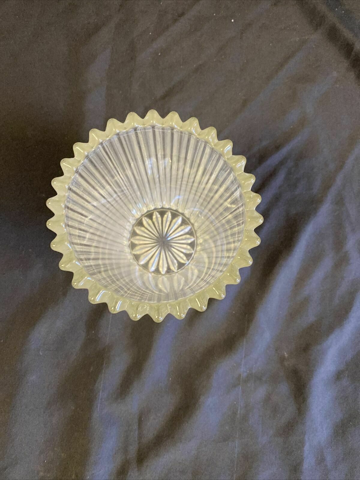 Vintage Vase heavy ribbed beautiful condition 16cm tall Practical solid - (7724