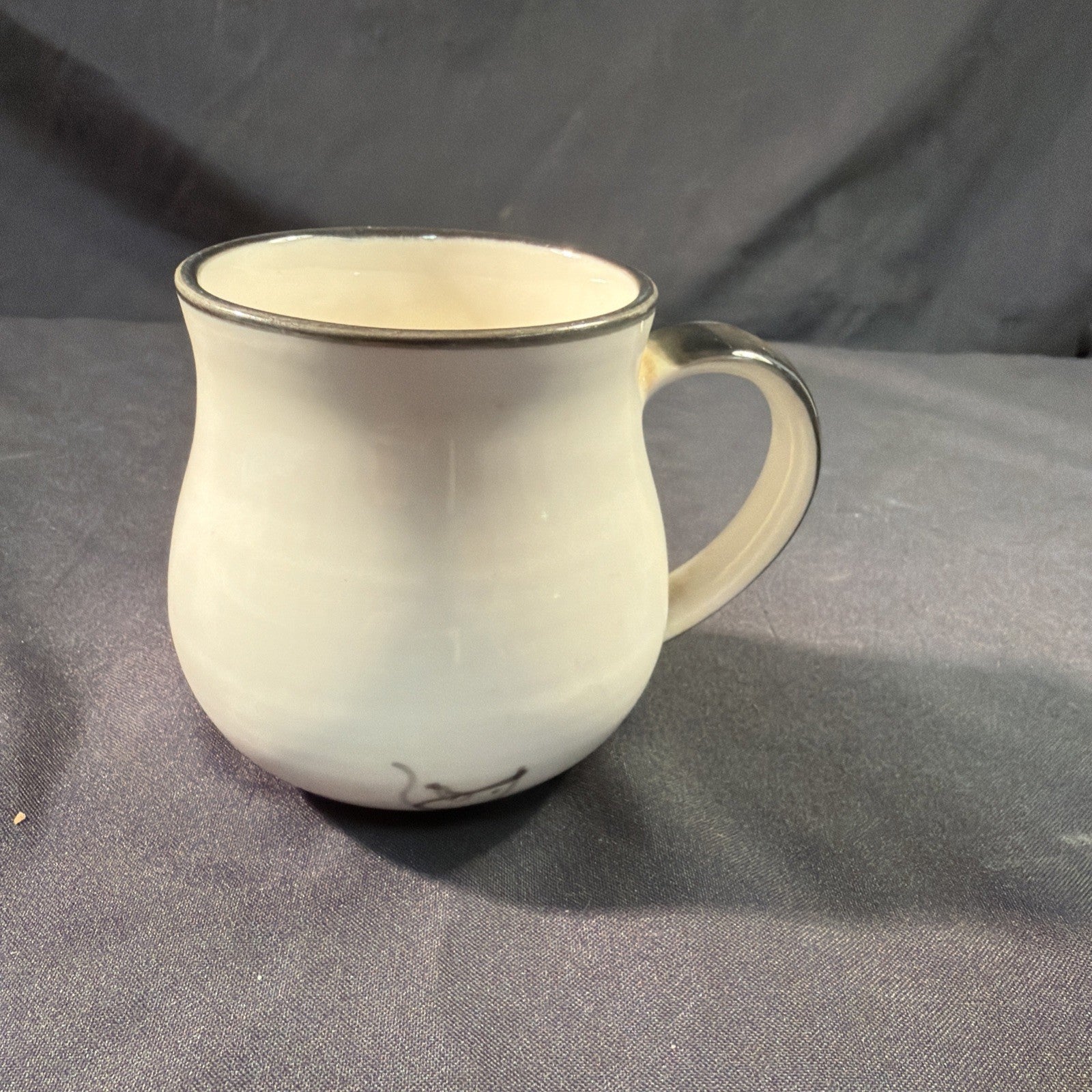 Hornsea Ben Thomas Porcelain hand Made and Painted Chicken Mug - (2027)