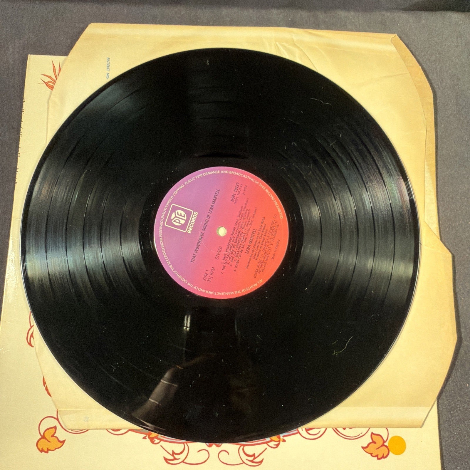 VINYL RECORD - That Wonderful Sound of Lena Martell - 1974 - (1428)