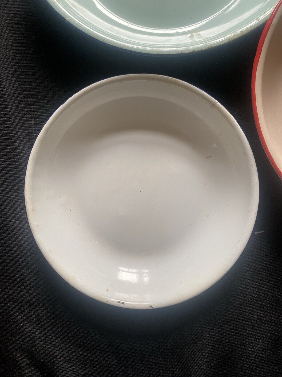Chinese Enamelware Bumper Harvest 5 x Plates / Bowls Pink Blue White (5874)