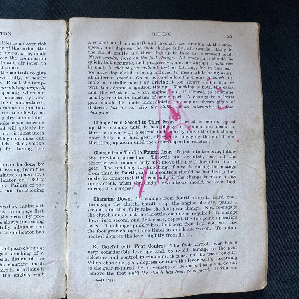 Pitmans Motor Cycle Library The Book of the NORTON WC Haycraft 1953 -(9597)