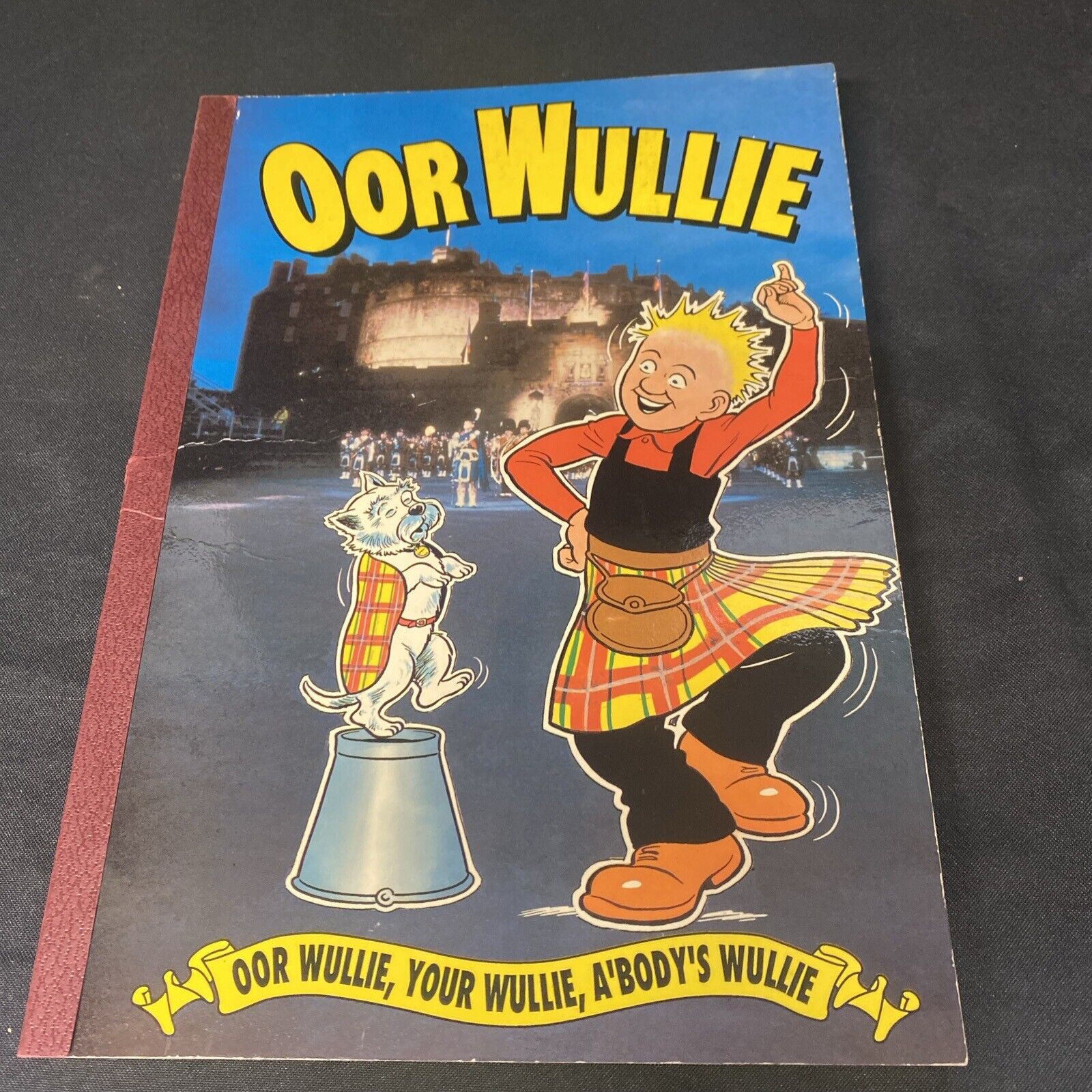 Oor Wullie - Sunday Post Annual 1992 D.C Thompson Glasgow -(7435)
