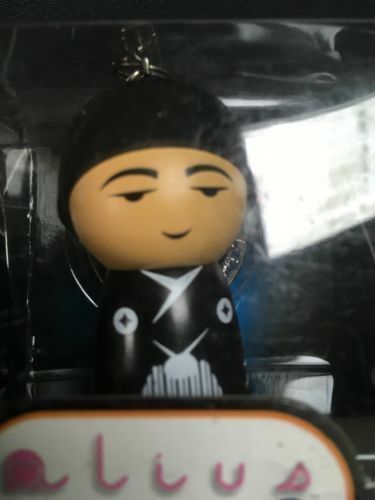 ALIUS BARRO Figure Series 1 - 2009 Designer collectors keychain figure - (6144)