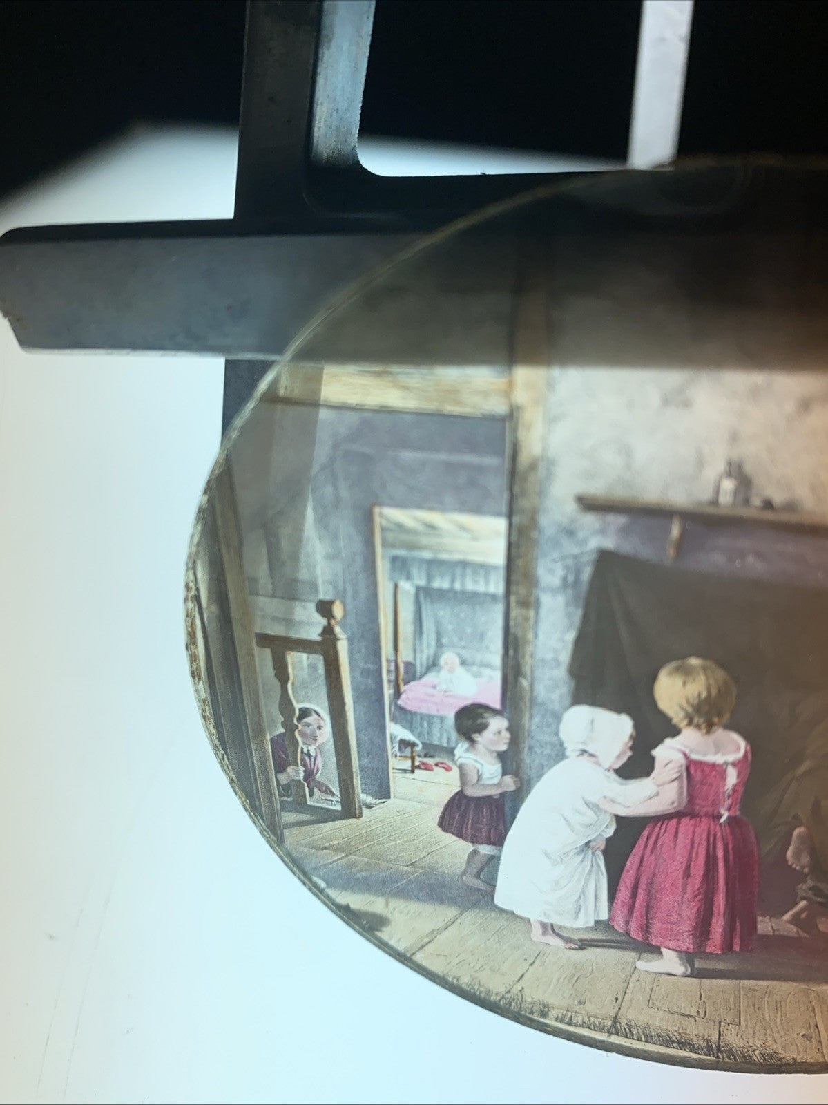 Magic Lantern Victorian Glass Round Handpainted Slide Watching The Sweep (1101)