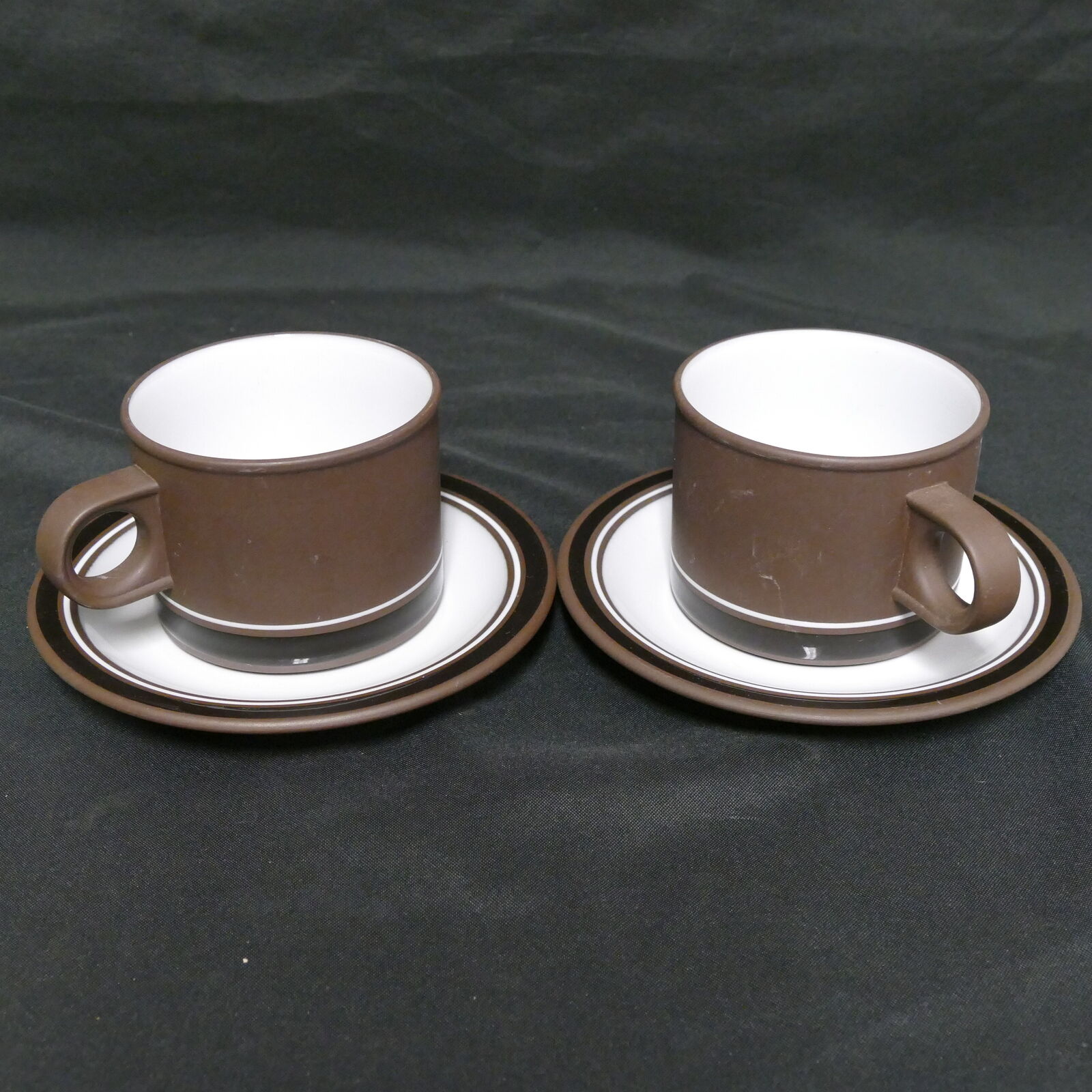 Hornsea CONTRAST Lancaster Vitramic England 2 x Tea Cups & Saucers 76/77 (9259)