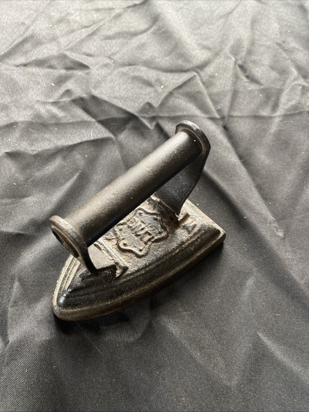Antique Cast Iron Flat Clothes Iron by Lyng No 4 Nice Example Doorstop - (1187)