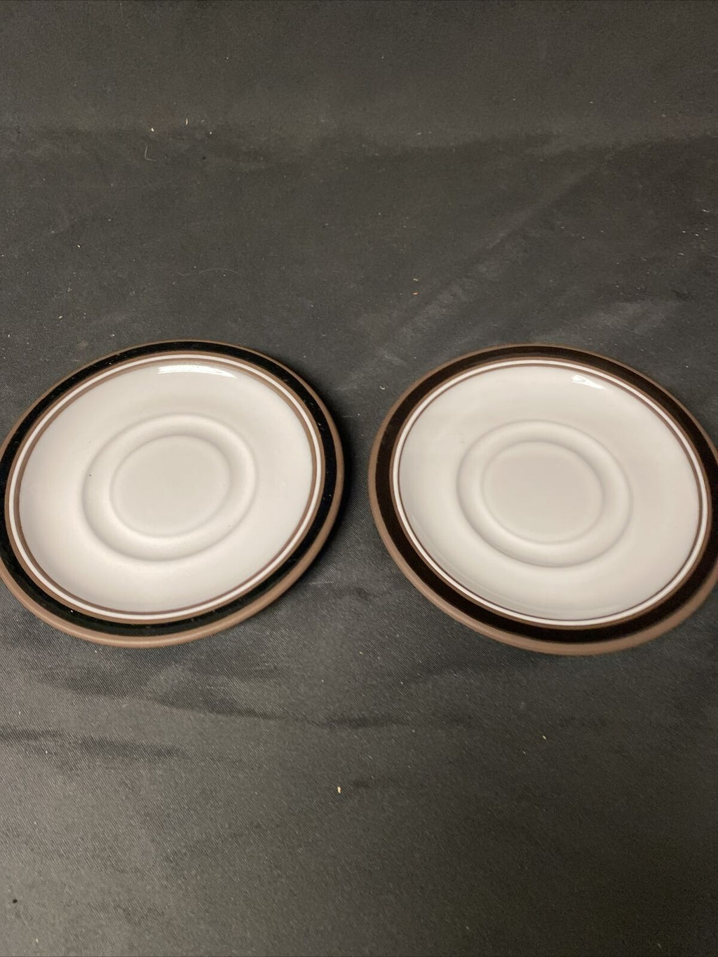 Hornsea CONTRAST Lancaster Vitramic England 2 x Saucers 76/77 (9291)