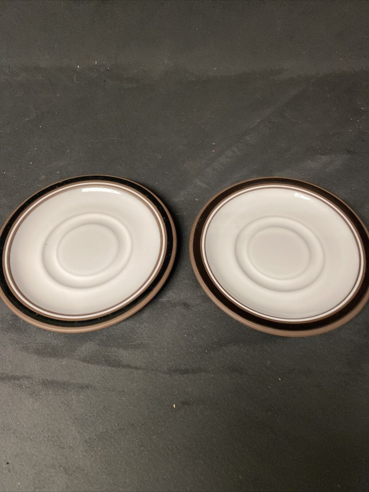 Hornsea CONTRAST Lancaster Vitramic England 2 x Saucers 76/77 (9291)