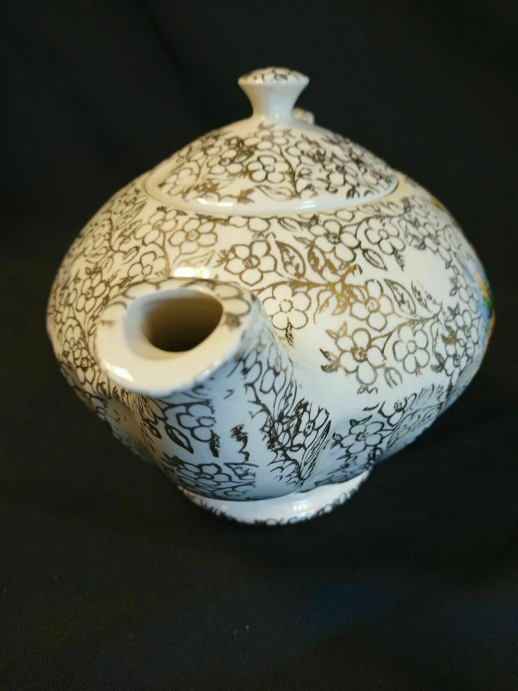 Sadler Teapot with Gilt floral design and Flower Lady Very rare pot - (7896)