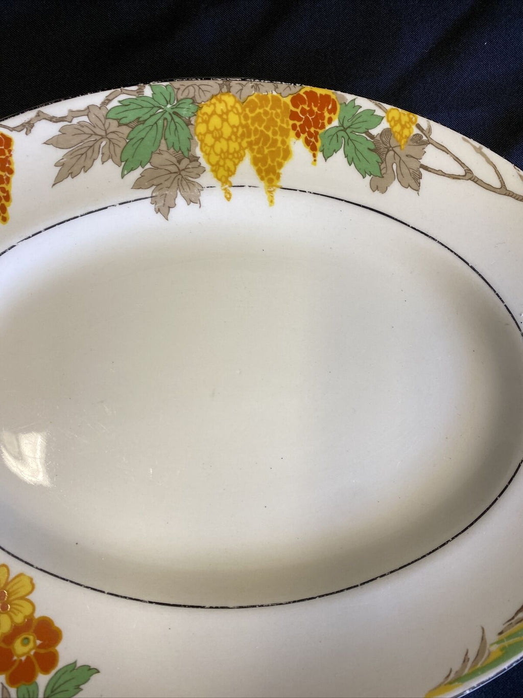 MYOTT Vary rare Art Deco Oval Plate 26cm across with a superb design - (7567)