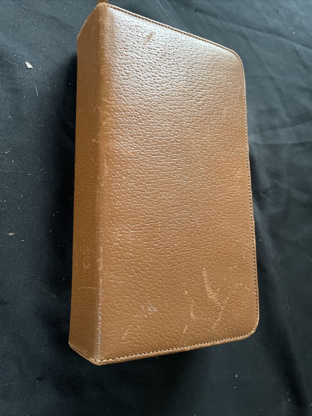 Vintage Gentlemens Grooming set unused in leather case - (9392)