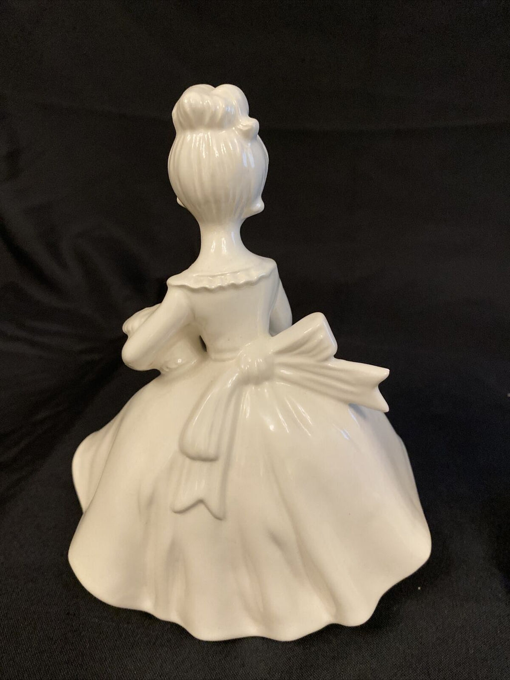Vintage Blanc De Chine Two figures of girls Porcelain - (8474)
