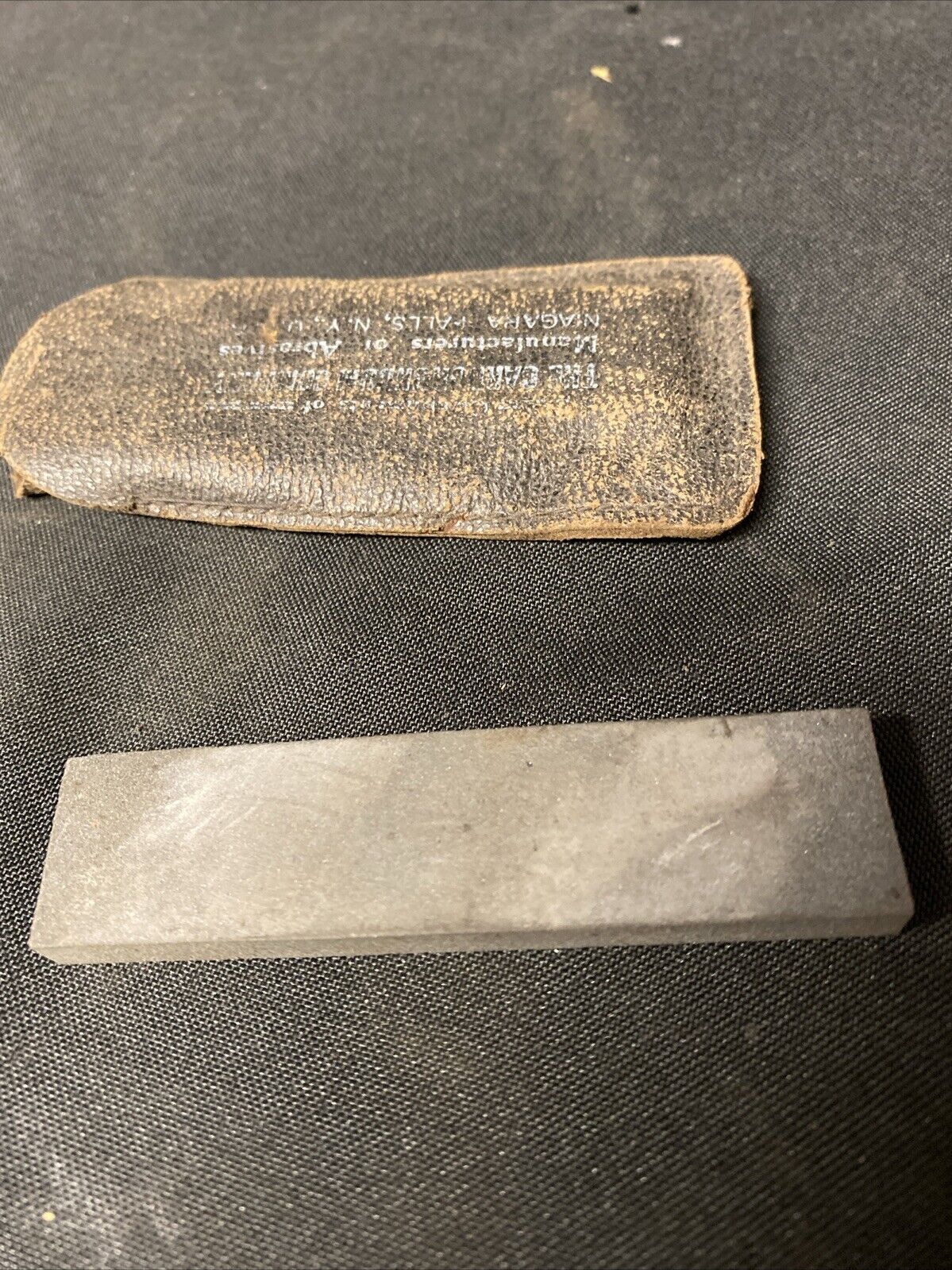 Antique Razor Sharpener & Case - The Carborundum Co, Niagara Falls U.S.A -(5702)