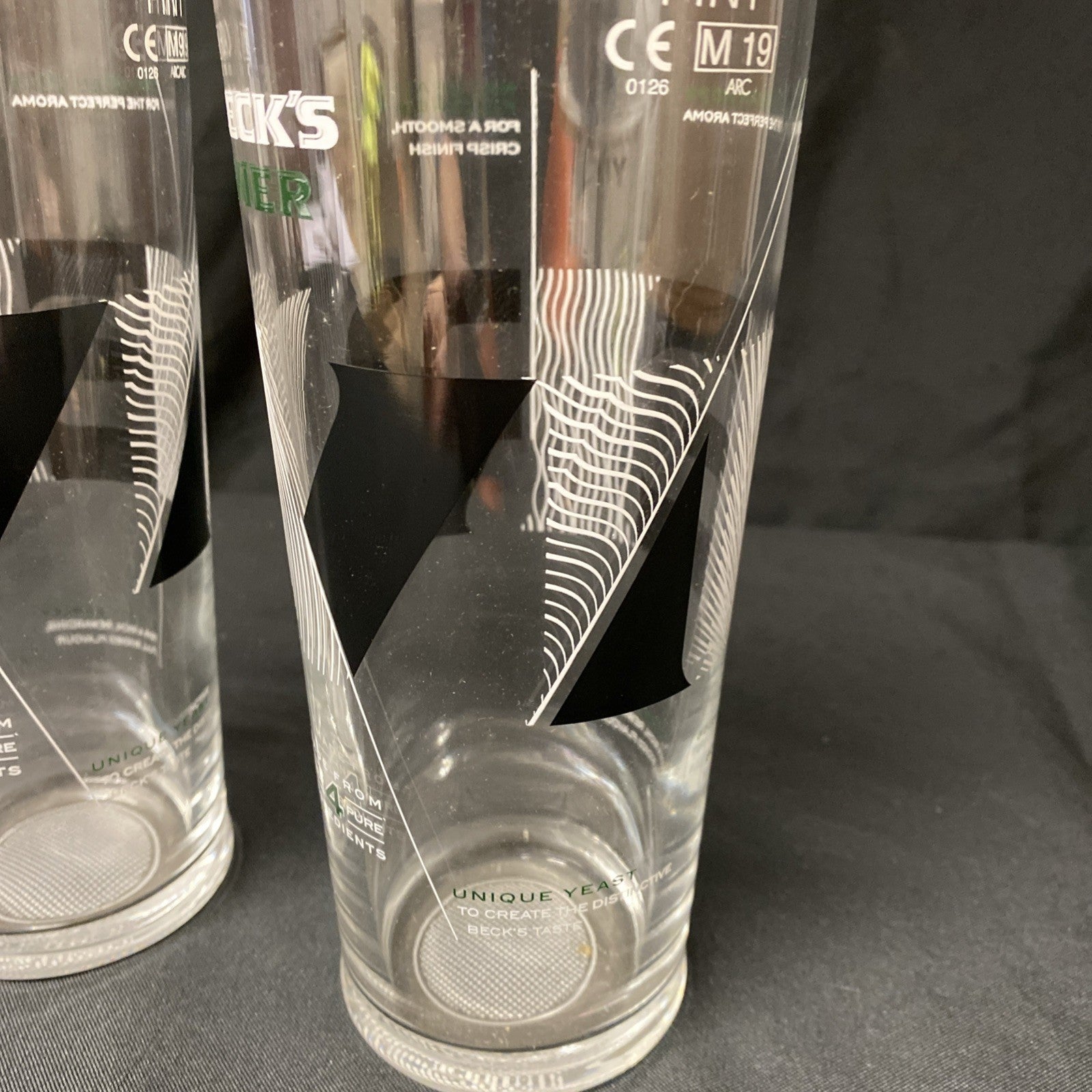 2X Becks Vier Pint Glasses Lager Beer Bitter Drinks Home Bar Pub Party -(1329)