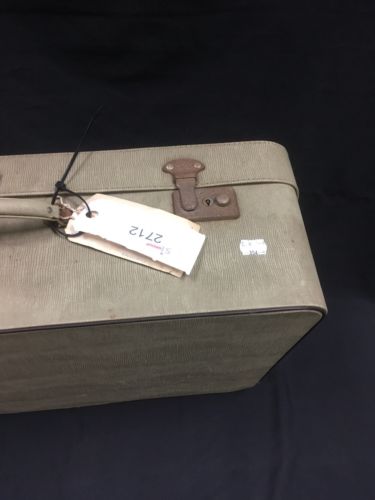 Vintage 1953 NOTON "Milady" Suitcase lined 24" - roleplay automobilia prop (2712