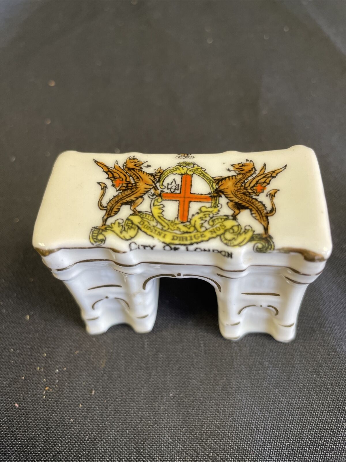WW1 Botolph JW & Co coronet ware Marble Arch - (8129)