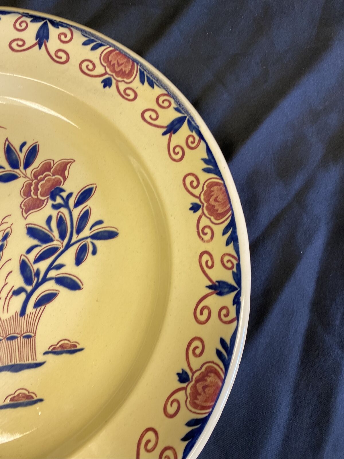 Wedgwood Van Hoorne Stoneware 32cm Plate dated 1899 two chips on back edge (7655