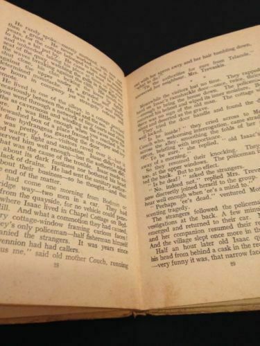 BOOK - The light on the moor - Frederick C. Gill - 1948  - Used (1130)