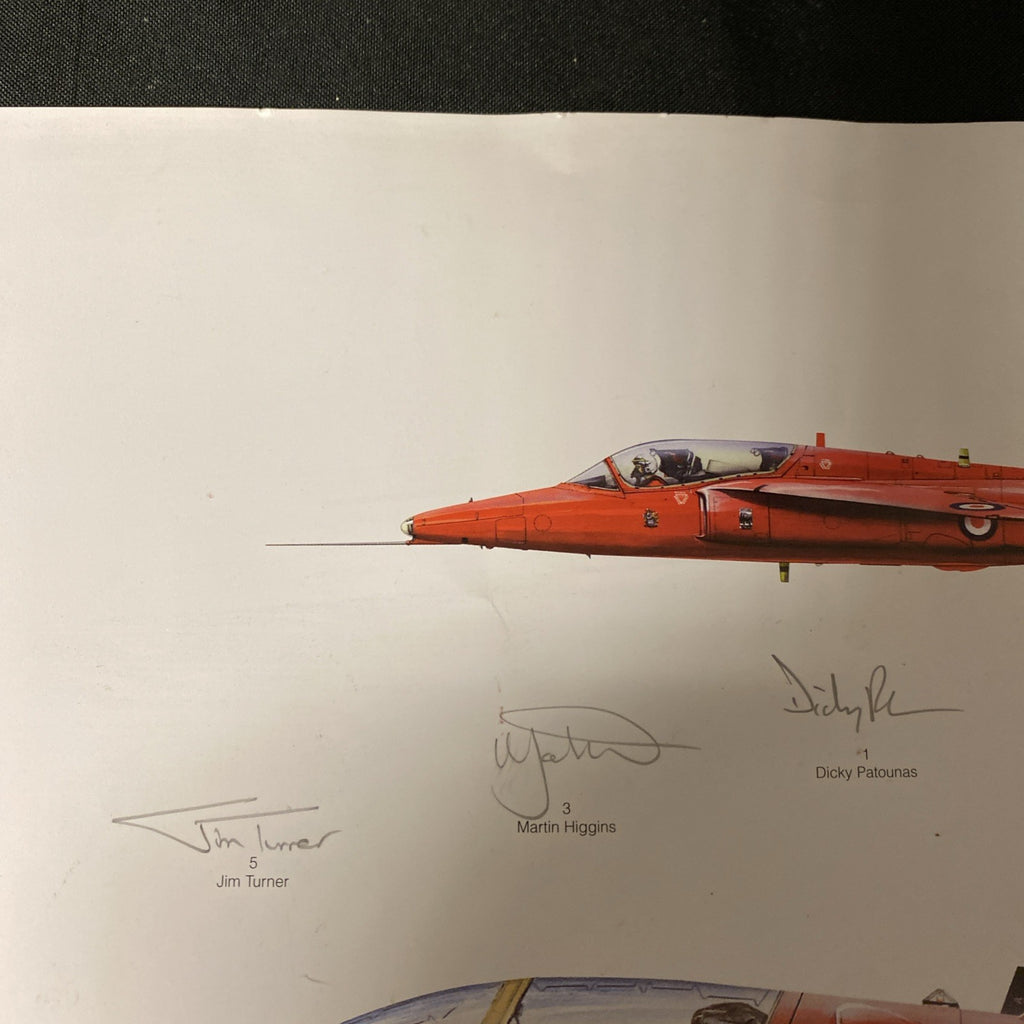 RAF RED ARROWS HAWK T1A XX237 SIGNED BY ALL THE SQUADRON PRINT 2005 RARE - (1639)