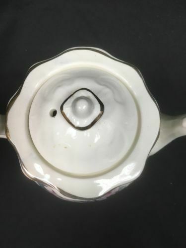 Price & Kensington 1960's White Roses Teapot - (2766)