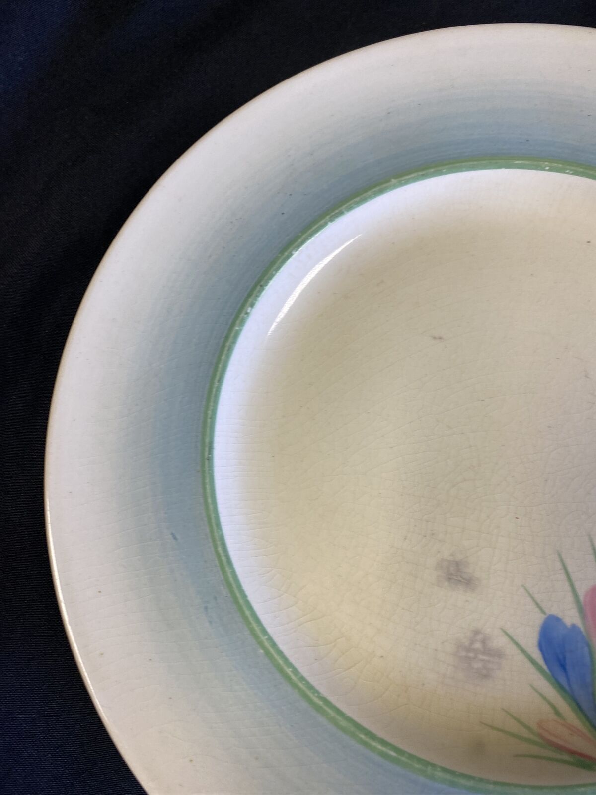 Clarice Claiff Crocus Design Newport Pottery - Plate x 1 x 23cm - (7659)