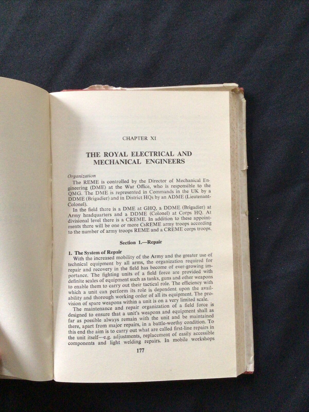 BOOK - Lindsell's MILITARY ORGANIZATION & ADMINISTRATION 29th Ed 1957 - (8705)